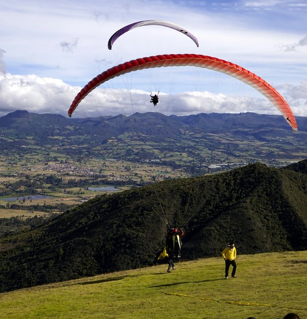 Où faire du parapente pour survoler la vallée de la Loire, France?